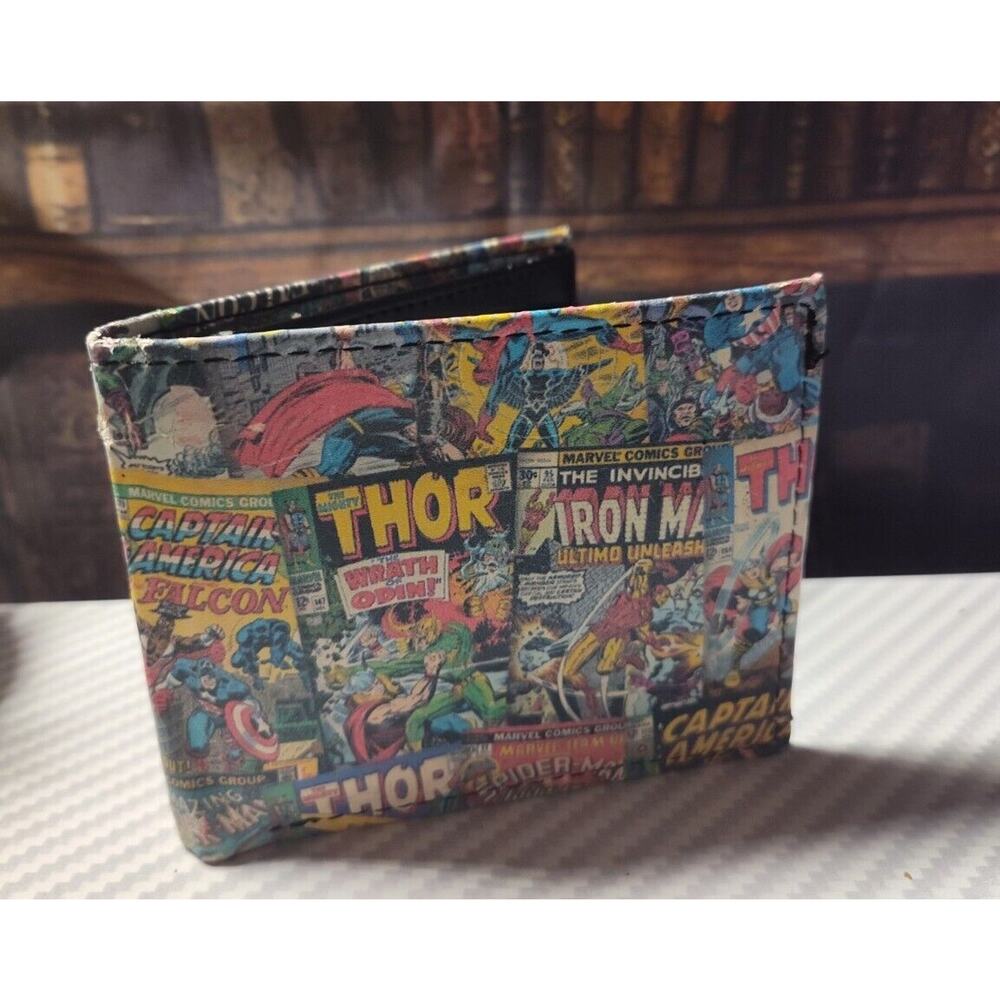 marvel wallet bifold